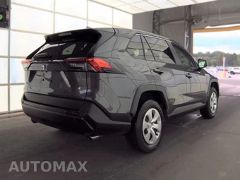 2025 Toyota RAV4 LE - miniatura 4