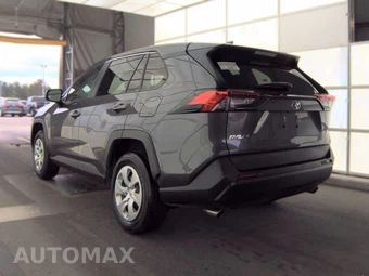 2025 Toyota RAV4 LE - miniatura 6