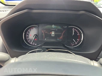2025 Toyota RAV4 LE - miniatura 12