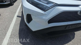 2025 Toyota RAV4 LE - miniatura 20