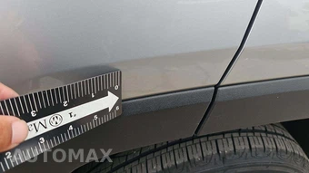 2025 Toyota RAV4 LE - miniatura 26