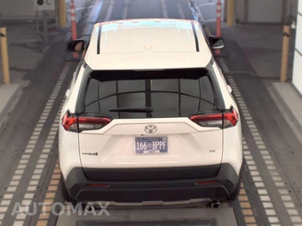 2025 Toyota RAV4 LE - miniatura 5