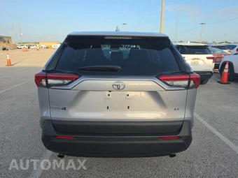 2025 Toyota RAV4 LE - miniatura 5