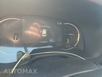 2025 Toyota RAV4 LE – miniatura 12