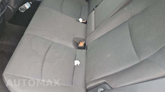 2025 Toyota RAV4 LE - miniatura 25
