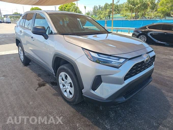 2025 Toyota RAV4 LE - miniatura 3
