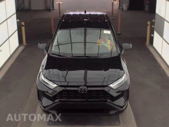 2025 Toyota RAV4 LE - miniatura 2