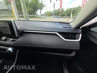 2025 Toyota RAV4 LE – miniatura 19