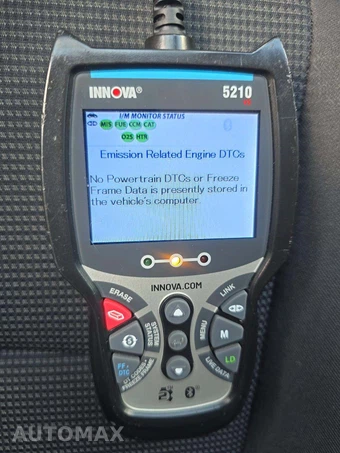 2025 Toyota RAV4 LE – miniatura 26