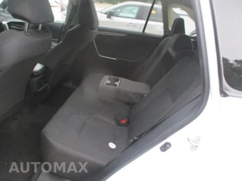 2025 Toyota RAV4 LE - miniatura 10