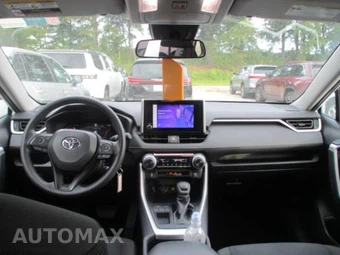 2025 Toyota RAV4 LE - miniatura 11