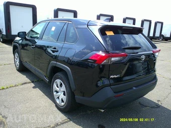 2025 Toyota RAV4 LE - miniatura 2