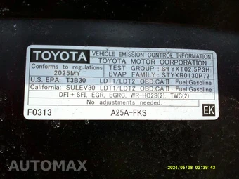 2025 Toyota RAV4 LE - miniatura 7