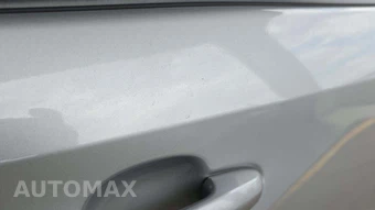 2025 Toyota RAV4 LE - miniatura 20