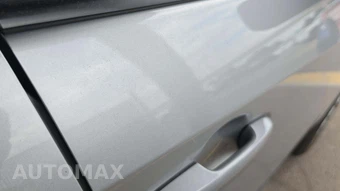 2025 Toyota RAV4 LE - miniatura 26