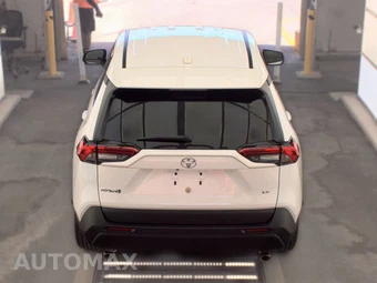 2025 Toyota RAV4 LE - miniatura 5