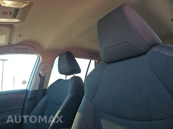 2025 Toyota RAV4 LE - miniatura 18