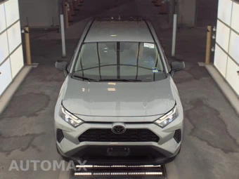 2025 Toyota RAV4 LE - miniatura 2