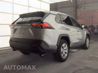 2025 Toyota RAV4 LE - miniatura 4