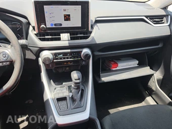 2025 Toyota RAV4 LE - miniatura 11
