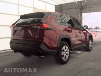 2025 Toyota RAV4 LE - miniatura 4