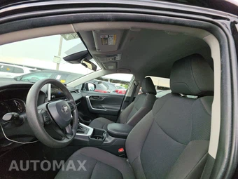 2025 Toyota RAV4 LE - miniatura 18