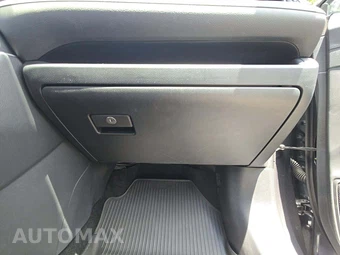 2025 Toyota RAV4 LE - miniatura 19