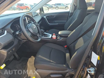 2025 Toyota RAV4 LE - miniatura 7