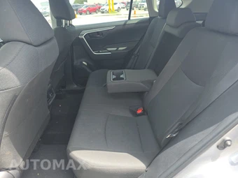 2025 Toyota RAV4 LE – miniatura 13