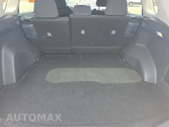 2025 Toyota RAV4 LE – miniatura 16