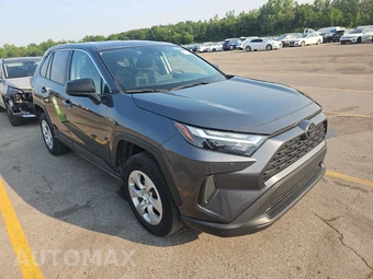 2025 Toyota RAV4 LE - miniatura 3