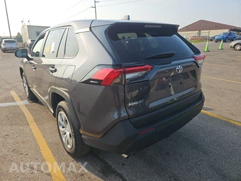 2025 Toyota RAV4 LE - miniatura 6