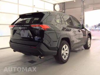 2025 Toyota RAV4 LE - miniatura 4