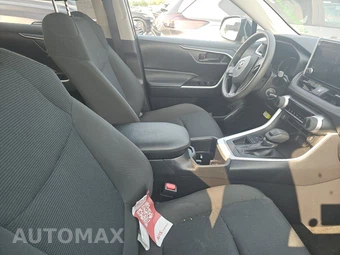2025 Toyota RAV4 LE - miniatura 8