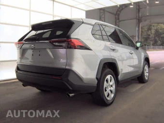 2025 Toyota RAV4 LE - miniatura 4