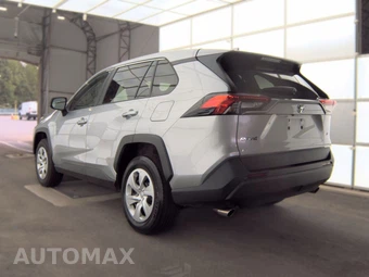 2025 Toyota RAV4 LE - miniatura 6