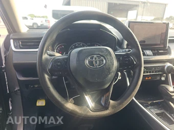 2025 Toyota RAV4 LE - miniatura 10