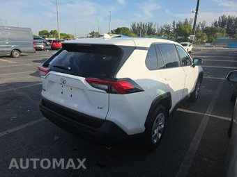 2025 Toyota RAV4 LE - miniatura 4