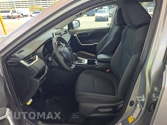 2025 Toyota RAV4 LE - miniatura 7