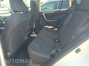 2025 Toyota RAV4 LE - miniatura 13