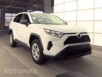 2025 Toyota RAV4 LE - miniatura 3
