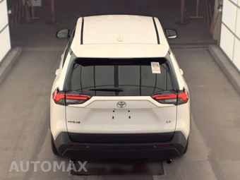 2025 Toyota RAV4 LE - miniatura 5