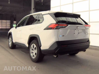 2025 Toyota RAV4 LE - miniatura 6