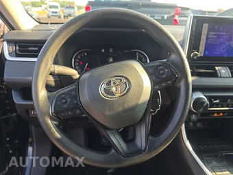 2025 Toyota RAV4 LE - miniatura 10