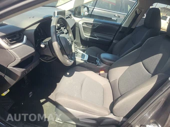 2025 Toyota RAV4 LE – miniatura 7