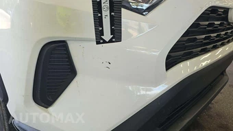 2025 Toyota RAV4 LE - miniatura 19
