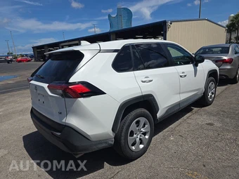 2025 Toyota RAV4 LE - miniatura 4