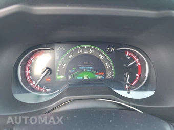 2025 Toyota RAV4 LE - miniatura 12