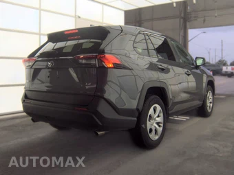 2025 Toyota RAV4 LE - miniatura 4