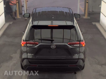 2025 Toyota RAV4 LE - miniatura 5